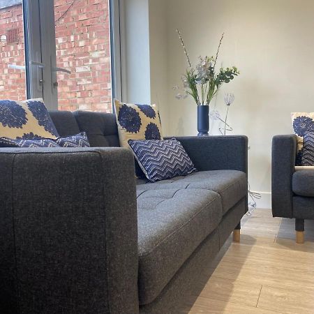 Gladstone Apartments By Bluebell Rooms Southampton Bagian luar foto
