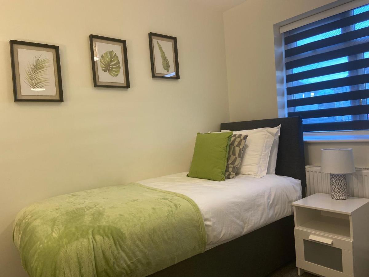 Gladstone Apartments By Bluebell Rooms Southampton Bagian luar foto